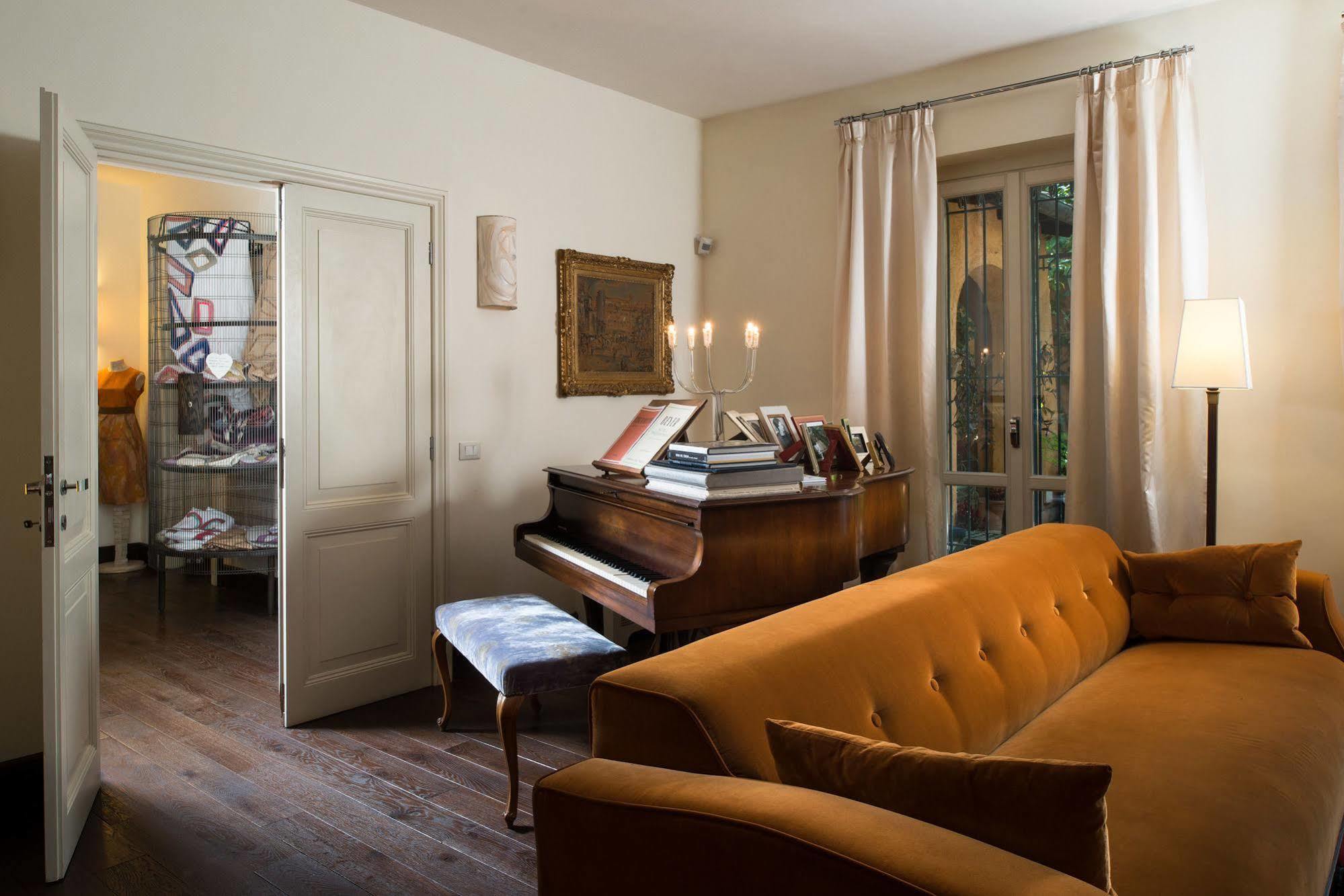 Buonanotte Garibaldi Bed & Breakfast Rome Exterior photo